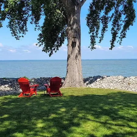 Cozy Cottage On Green Bay Extérieur photo